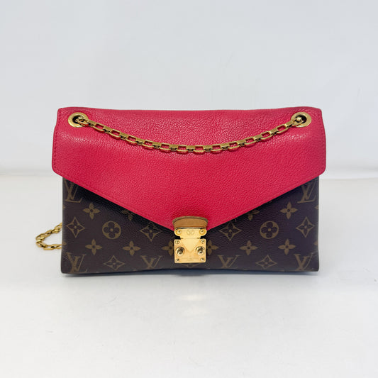 Louis Vuitton Louis Vuitton Pallas Chain