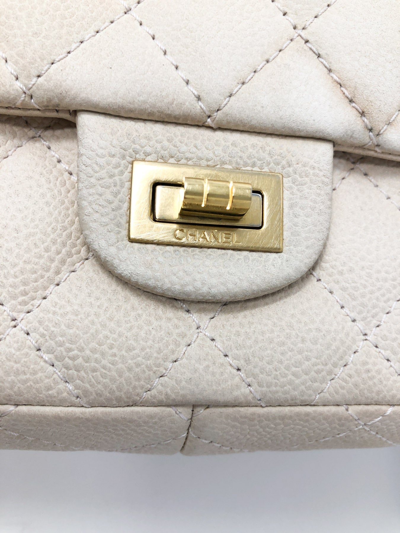 Chanel 2.55 Reissue Quilted Classic Double Flap Bag (Size 226)