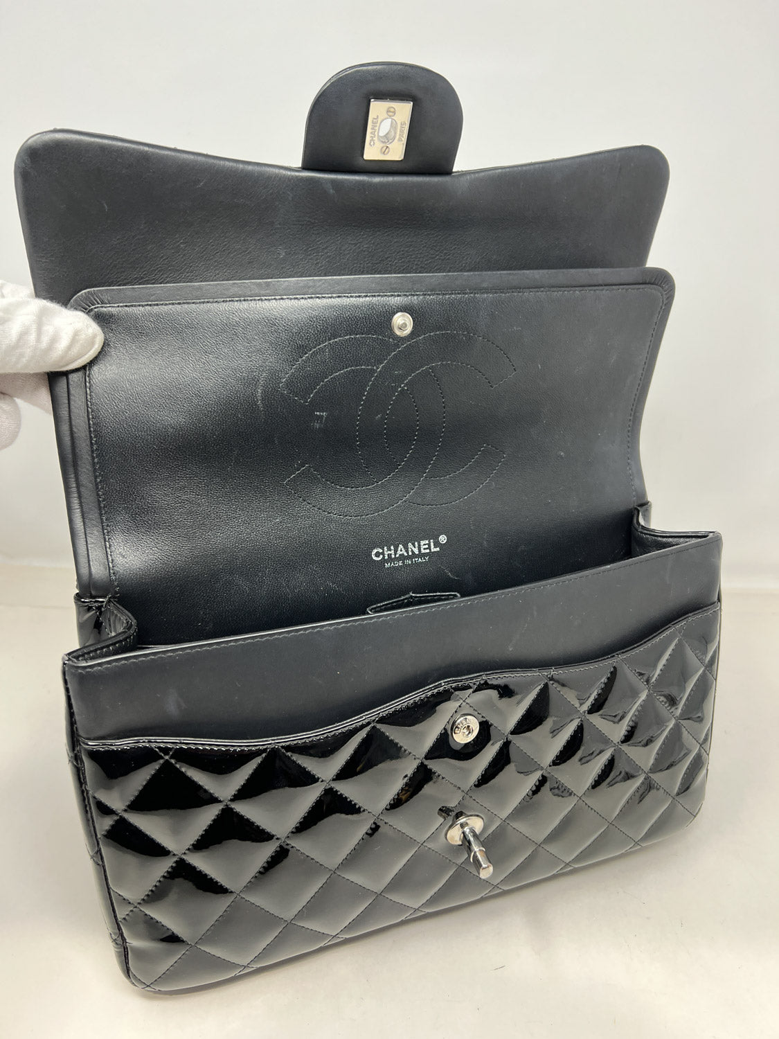 Chanel Black Patent Quilted Jumbo Double Flap