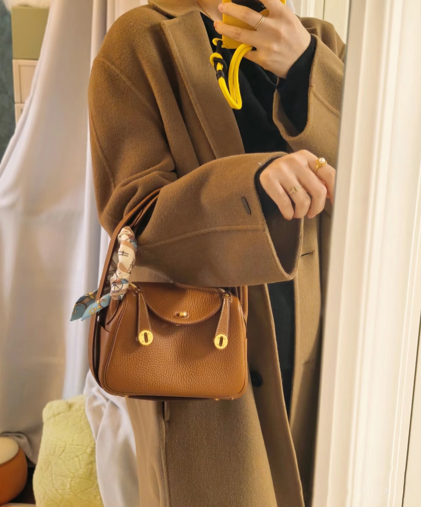 Hermes Taurillon Mini Lindy Gold