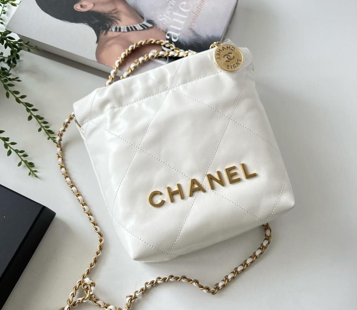 Chanel 22 Mini Bag
