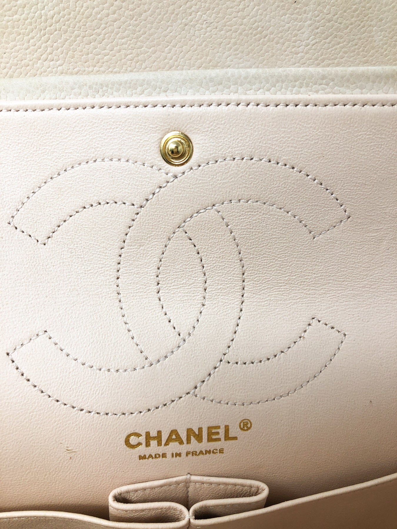 Chanel 2.55 Reissue Quilted Classic Double Flap Bag (Size 226)